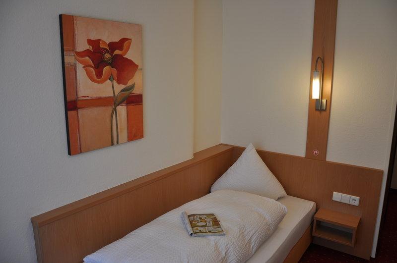 Loewen Hotel Arian Allmersbach im Tal Стая снимка